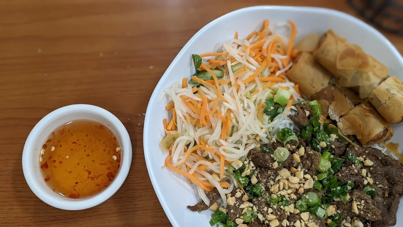 Phở Viet – Best Vietnamese Restaurant in Camp Springs